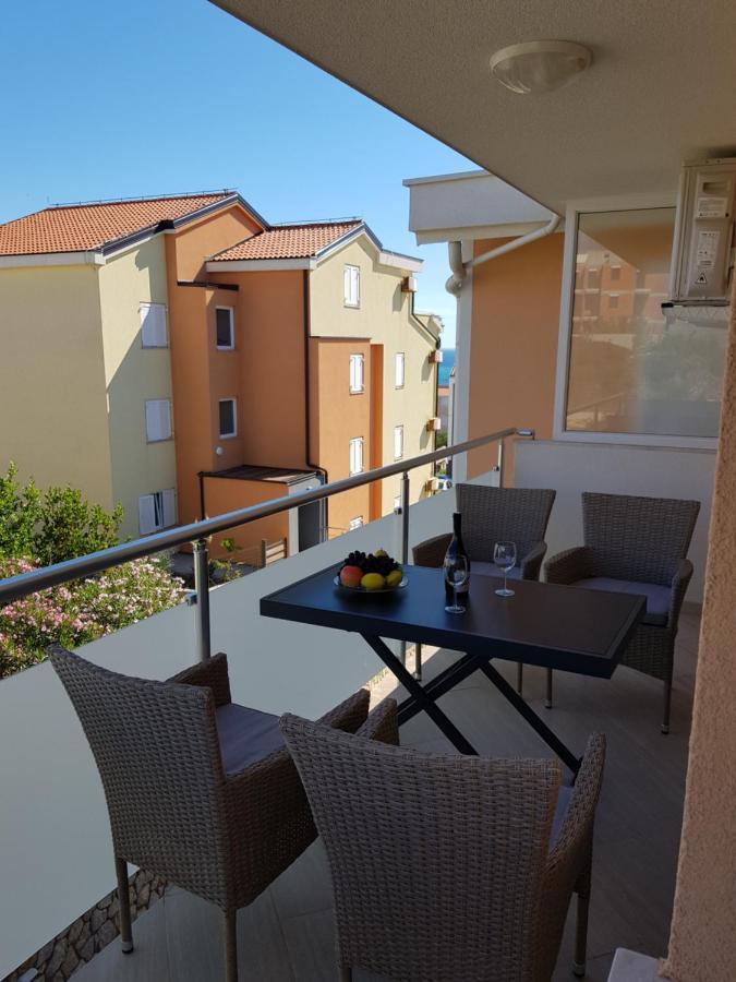 Apartments Sun Dance With Heated Pool Novalja Buitenkant foto